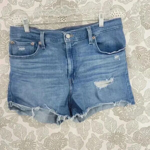 Levi's High Rise Shorts Distressed‎ Women's 32 Stretch